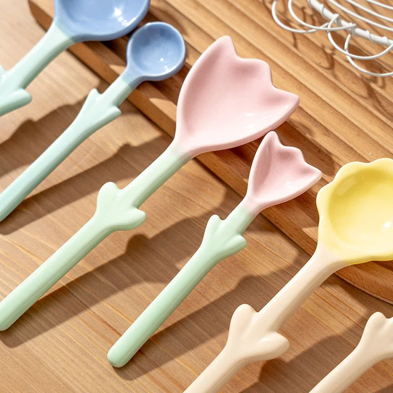 Ceramic Flower Spoons, Tulip Shaped Creative Ceramic Spoon, Cute Student Hand-painted Coffee Milk Stirring Spoon, Tableware, 1 P